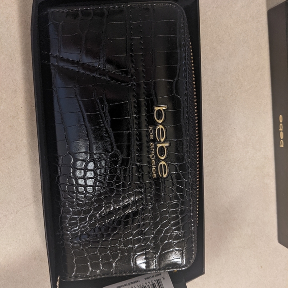 Bebe Wallet - Picture 1 of 3